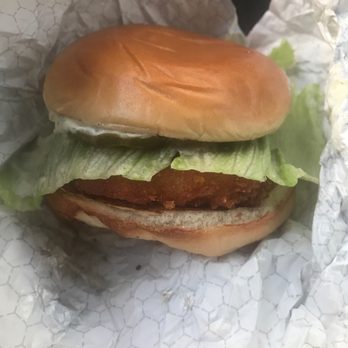Wendy's - Cod Fish Sandwich with Extra Tartar Sauce - Fast Food Near Me - Honolulu, Hawaii Wendy's - Cod Fish Sandwich with Extra Tartar Sauce - Fast Food Near Me - Honolulu, Hawaii
