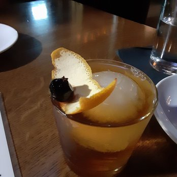 Reunion Kitchen + Drink - Vanilla Old Fashioned, tasty! - New American Near Me - Laguna Beach, California Reunion Kitchen + Drink - Vanilla Old Fashioned, tasty! - New American Near Me - Laguna Beach, California