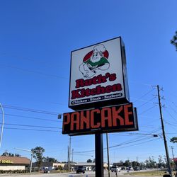 Ruth's Kitchen - Sign