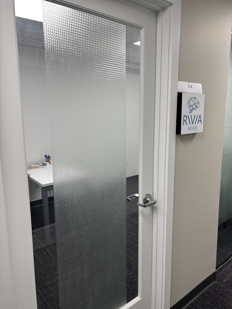 Rivia Mind - grief counselor in Boston, MA