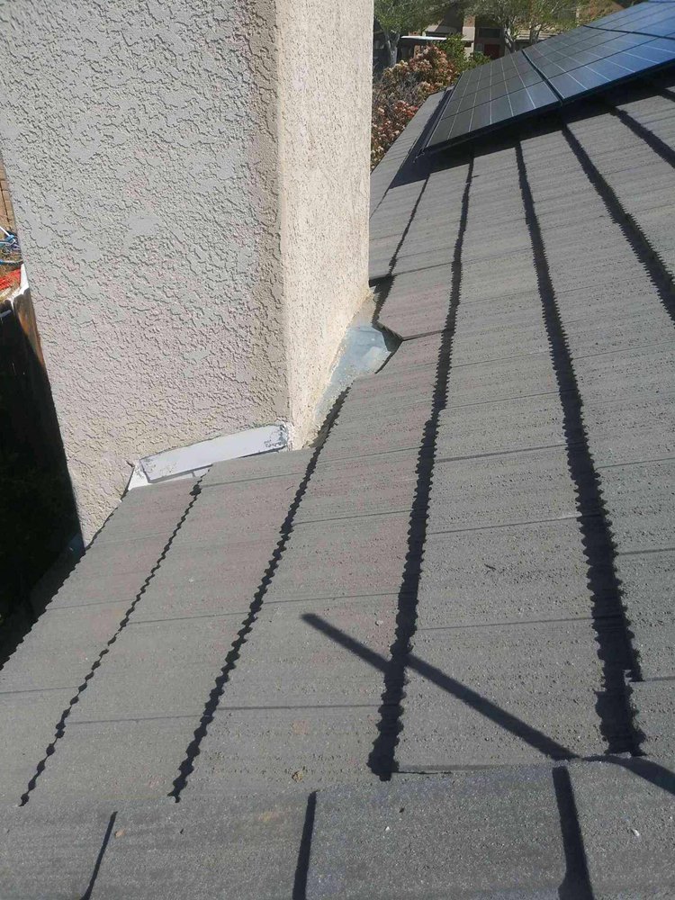 Slide of Valley Roofing Inc