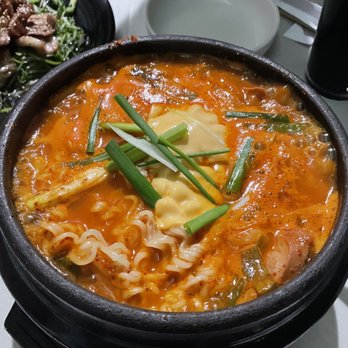 JJAN - Military stew - Gastropubs Near Me - Los Angeles, California JJAN - Military stew - Gastropubs Near Me - Los Angeles, California