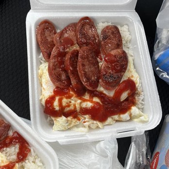 Lee's Breakfast - Portuguese sausage, two over easy eggs and rice - Food Trucks Near Me - Waipahu, Hawaii
