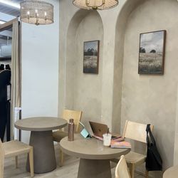 Bright Side Cafe - Workspace and seating