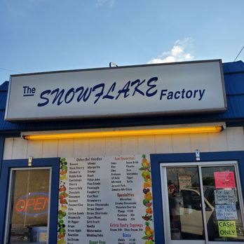 Snowflake Factory - the front of the building - Ice Cream & Frozen Yogurt Near Me - Arlington, Texas Snowflake Factory - the front of the building - Ice Cream & Frozen Yogurt Near Me - Arlington, Texas