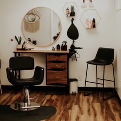 Vibe Hair Lounge