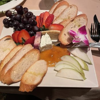 Paseo Grill - Assorted Cheese & Fruit Platter - American Near Me - Oklahoma City, Oklahoma