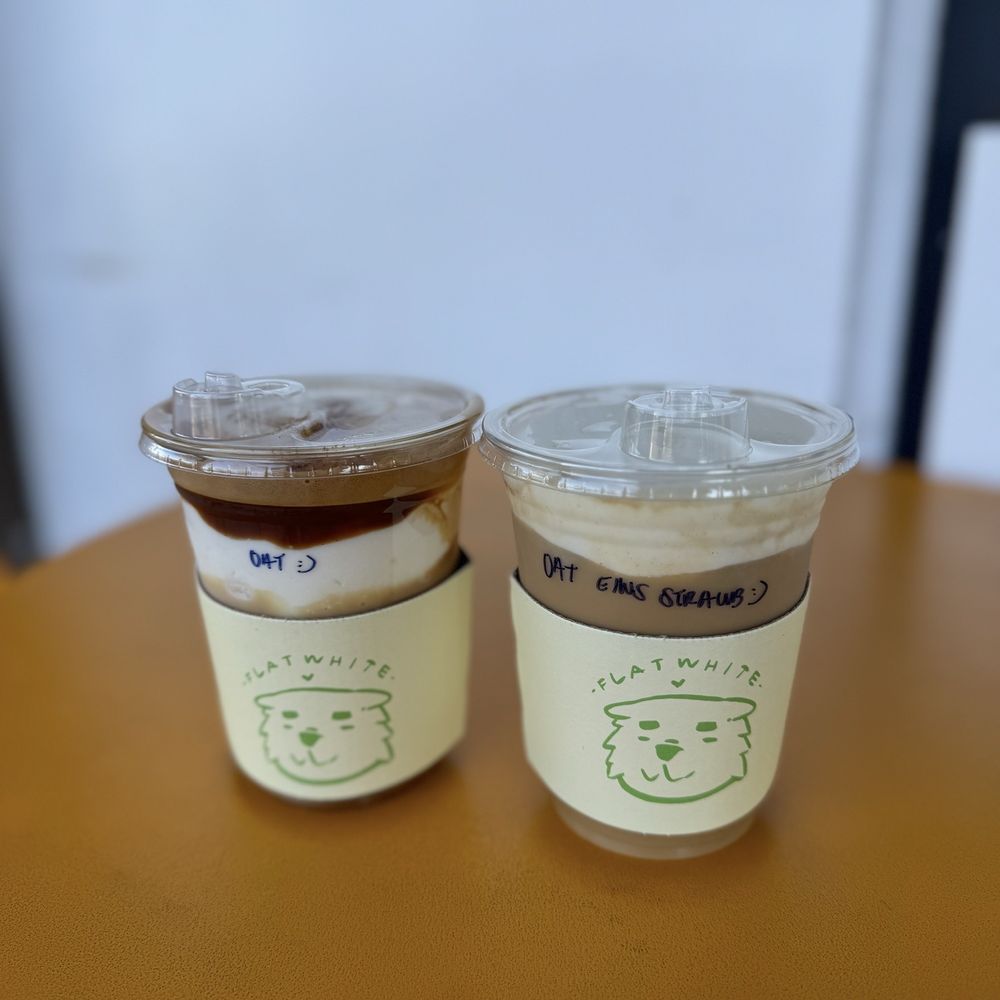 Flat White Coffee - Einspanner and Strawberry Latte with Einspanner Cream - Cafes Near Me - Cypress, California Flat White Coffee - Einspanner and Strawberry Latte with Einspanner Cream - Cafes Near Me - Cypress, California