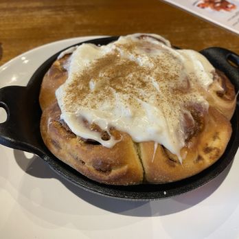 Velocity Wings - Cinnamon rolls - Sports Bars Near Me - Manassas, Virginia