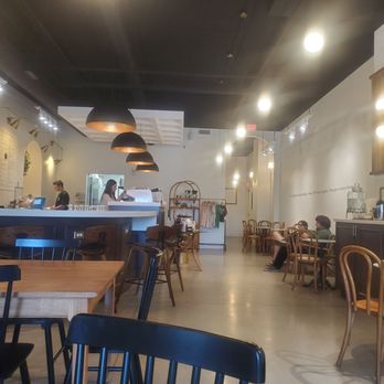 The Seed - Dining area and bar for seating - Coffee & Tea Near Me - Columbus, Georgia
