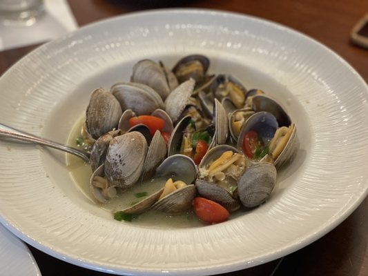 Uncle's Fish Market Bar & Grill - Pearlridge by null