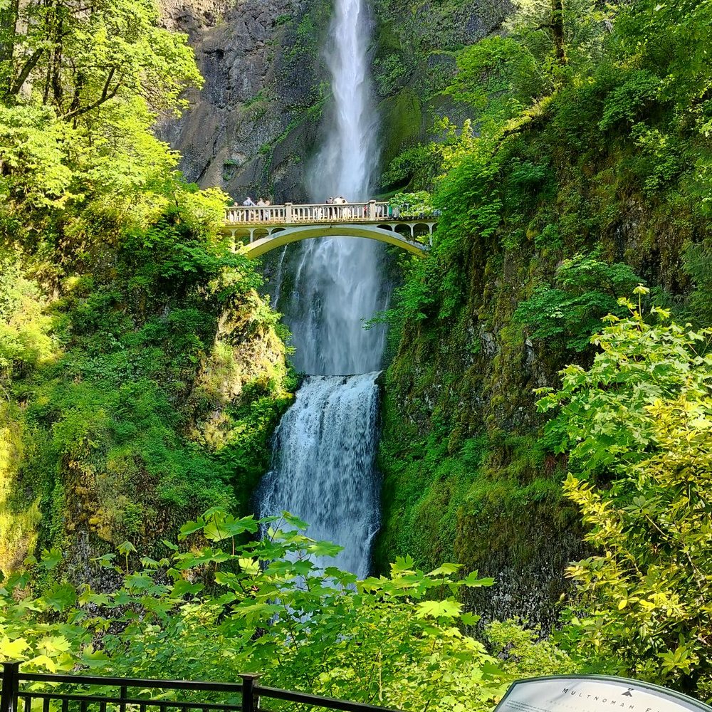Multnomah Falls - Hiking Near Me - Bridal Veil, Oregon Multnomah Falls - Hiking Near Me - Bridal Veil, Oregon