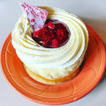 Sweet Themes Bakery - Cheesecake with Strawberry Topping - Bakeries Near Me - Kent, Washington