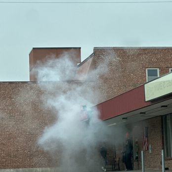 Papa Johns Pizza - Can't go in the store because workers are doing fireworks in front of it :/ - Pizza Near Me - Wauwatosa, Wisconsin Papa Johns Pizza - Can't go in the store because workers are doing fireworks in front of it :/ - Pizza Near Me - Wauwatosa, Wisconsin