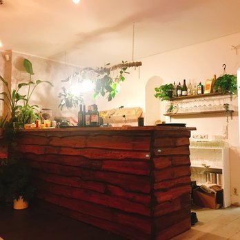 Avocado Club - Diners Near Me - Berlin, BE