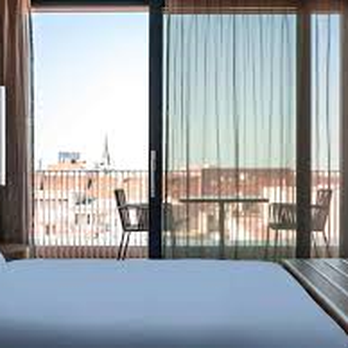 Pullman Basel Europe - Room sample - Hotels Near Me - Basel, BS