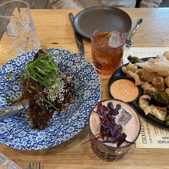 Breckenridge Distillery - Sticky ribs, pork rinds, herbalist and rogue planet - Distilleries Near Me - Breckenridge, Colorado Breckenridge Distillery - Sticky ribs, pork rinds, herbalist and rogue planet - Distilleries Near Me - Breckenridge, Colorado