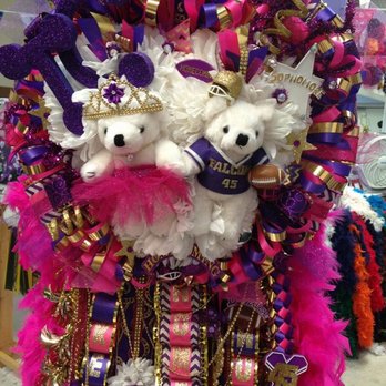 Spotlight Mums - Arts & Crafts Near Me - Fort Worth, Texas Spotlight Mums - Arts & Crafts Near Me - Fort Worth, Texas