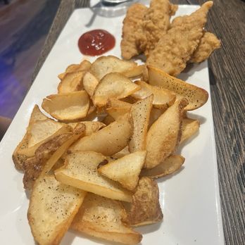 The Spott - Kids chicken fingers - New American Near Me - New Smyrna Beach, Florida The Spott - Kids chicken fingers - New American Near Me - New Smyrna Beach, Florida