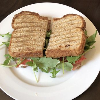 Chez Roger & Denise - Croque Monsieur - Cafes Near Me - Montreal, Quebec Chez Roger & Denise - Croque Monsieur - Cafes Near Me - Montreal, Quebec