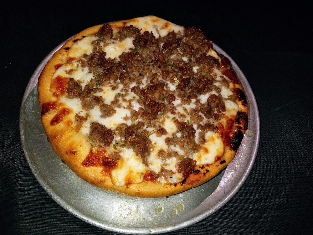 THE PIZZA DEPOT Updated September 2024 11 Photos 118 Main St