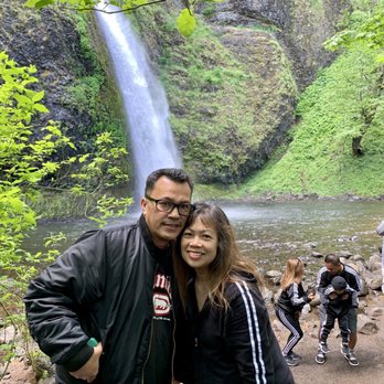 Horsetail Falls - 05.26.19 - Hiking Near Me - Cascade Locks, Oregon Horsetail Falls - 05.26.19 - Hiking Near Me - Cascade Locks, Oregon
