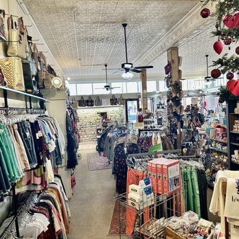 The Velvet Angel - Wide variety of clothing - Women's Clothing Near Me - Waxahachie, Texas The Velvet Angel - Wide variety of clothing - Women's Clothing Near Me - Waxahachie, Texas