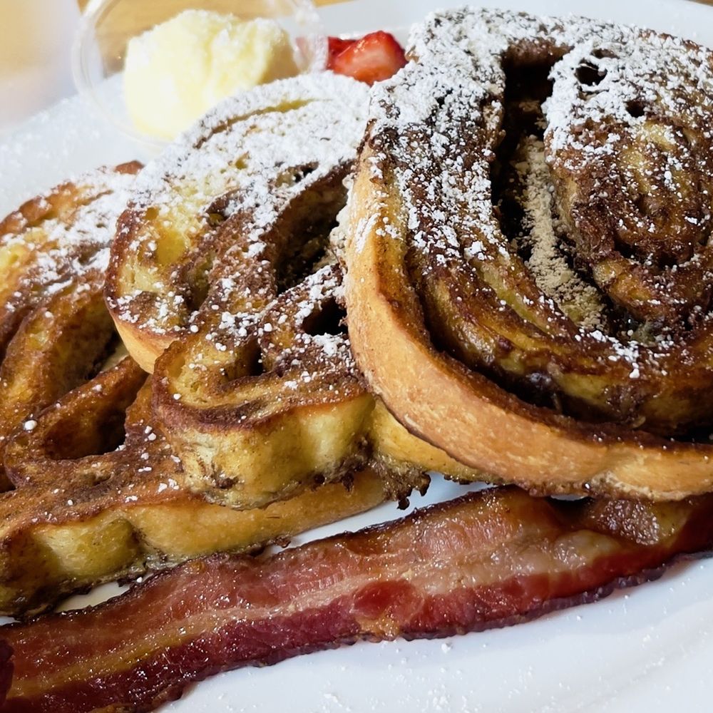 Cinnamon roll French toast