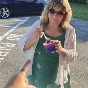 K’s Dairy Bar - Even Grammy loves ice cream! - Ice Cream & Frozen Yogurt Near Me - Brunswick, Maine K’s Dairy Bar - Even Grammy loves ice cream! - Ice Cream & Frozen Yogurt Near Me - Brunswick, Maine