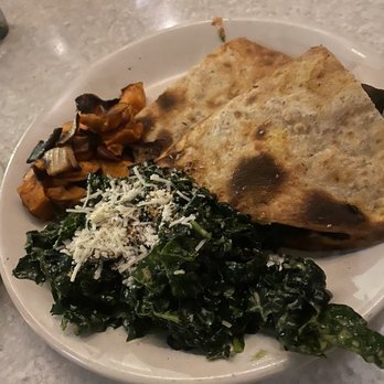True Food Kitchen - Chicken Panini with pita bread. - New American Near Me - Phoenix, Arizona True Food Kitchen - Chicken Panini with pita bread. - New American Near Me - Phoenix, Arizona