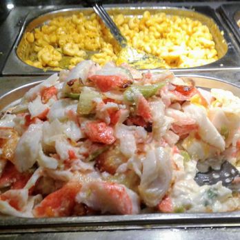 Hibachi Supreme Buffet - Overfilled bin. "Lobster lasagna"..loads of stinking krab stick in creamy sauce, odd taste, barely warm. Nope. - Japanese Near Me - Oklahoma City, Oklahoma