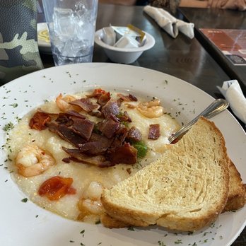 Maple Bacon Restaurant - American Near Me - Plano, Texas Maple Bacon Restaurant - American Near Me - Plano, Texas