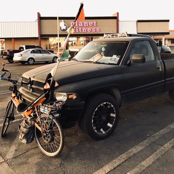 Texas Boot & Shoe Repair - Port quarter view of my eBikeKit-assisted CruzBike leaning against good friend RAM in Planet Fitness parking lot. - Shoe Repair Near Me - El Paso, Texas Texas Boot & Shoe Repair - Port quarter view of my eBikeKit-assisted CruzBike leaning against good friend RAM in Planet Fitness parking lot. - Shoe Repair Near Me - El Paso, Texas