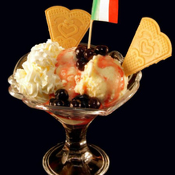 Crolla's Gelataria - Ice Cream & Frozen Yogurt Near Me - Glasgow, GLG Crolla's Gelataria - Ice Cream & Frozen Yogurt Near Me - Glasgow, GLG