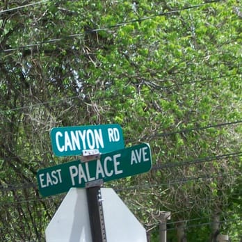 Canyon Road - Art Galleries Near Me - Santa Fe, New Mexico