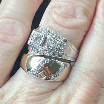 Burbank VIP Jewelers - Wedding rings - Jewelry Near Me - Burbank, California Burbank VIP Jewelers - Wedding rings - Jewelry Near Me - Burbank, California