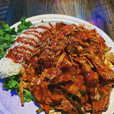 Duba Karaoke and Pub by null