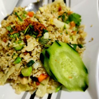 Taste Amir's Roti - Vegetable Fried Rice - Indian Near Me - Milwaukee, Wisconsin Taste Amir's Roti - Vegetable Fried Rice - Indian Near Me - Milwaukee, Wisconsin