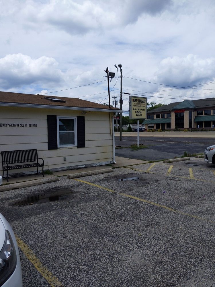 JUST FOUR WHEELS CAR, TRUCK & VAN RENTAL Updated September 2024 16 Reviews 324 E White