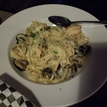 The Hook - Seafood linguine alfredo for my daughter.  It was awesome and full of fish, shrimp, clams and mussels! - Seafood Near Me - Edmonds, Washington