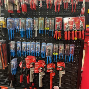 Slim's Power Tools - Hardware Stores Near Me - Kahului, Hawaii Slim's Power Tools - Hardware Stores Near Me - Kahului, Hawaii