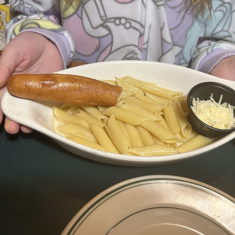 Black Bear Lodge & Saloon - Kids butter noodles with a breadstick - Steakhouses Near Me - Baxter, Minnesota Black Bear Lodge & Saloon - Kids butter noodles with a breadstick - Steakhouses Near Me - Baxter, Minnesota