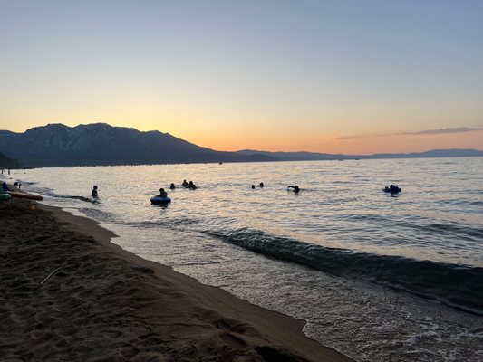 Pope Beach by null