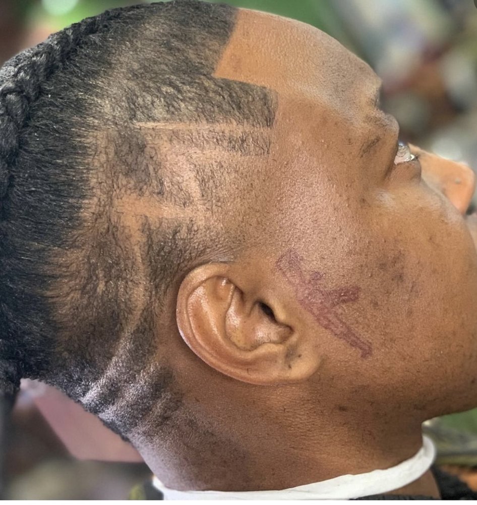 TONY CUTTZ MASTER BARBER 2985 S St Hwy 360, Grand Prairie, Texas