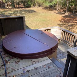 Rivers Edge Cottages - Homestead hot tub