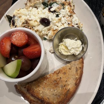 Sleepy Bee Cafe - Downtown - Greek Bee Scramble - Breakfast & Brunch Near Me - Cincinnati, Ohio