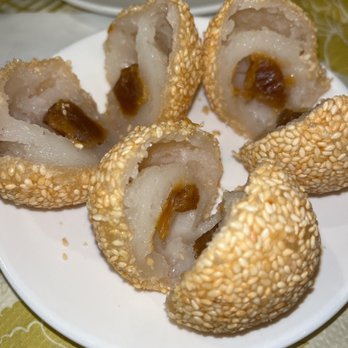 Hei La Moon - 29. Sesame Ball - Dim Sum Near Me - Boston, Massachusetts