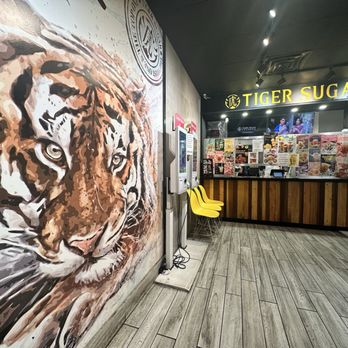 Tiger Sugar - Interior ordering kiosks - Bubble Tea Near Me - Chicago, Illinois