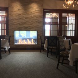Rochester Golf & Country Club - Adjoining dining room.