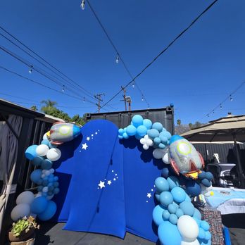 409 Woodbury - Back drop by LittlePlayRentals - Venues & Event Spaces Near Me - Altadena, California 409 Woodbury - Back drop by LittlePlayRentals - Venues & Event Spaces Near Me - Altadena, California